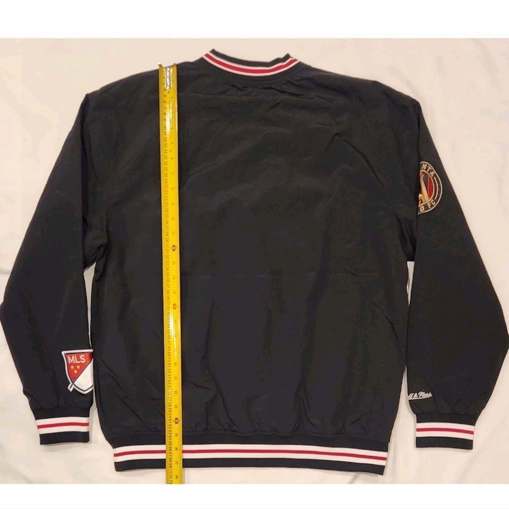 Mitchell & Ness Black Pullover Windbreaker Atlanta FC United Soccer Men's Medium - Picture 2 of 5